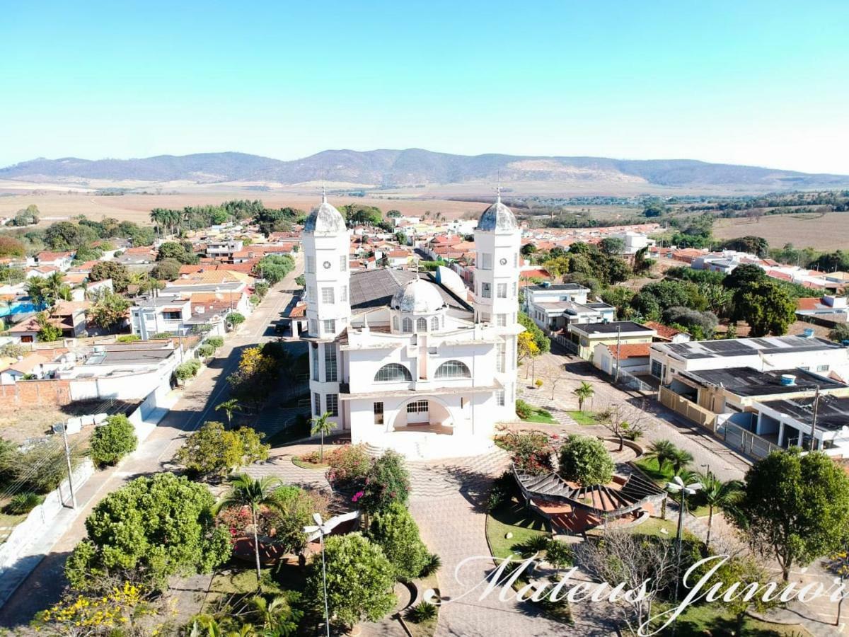 Pouso Calixtrato Villa São João Batista do Glória Buitenkant foto